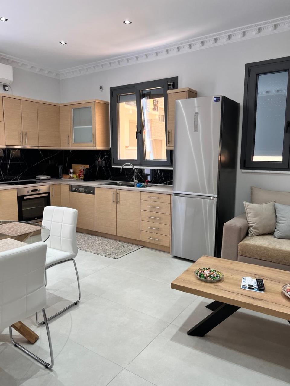 Kontis' Furnished Apartment Loutraki  Exterior photo